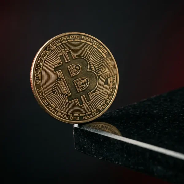 Bitcoin Price Crashes to $77K Amid $600M in Liquidations