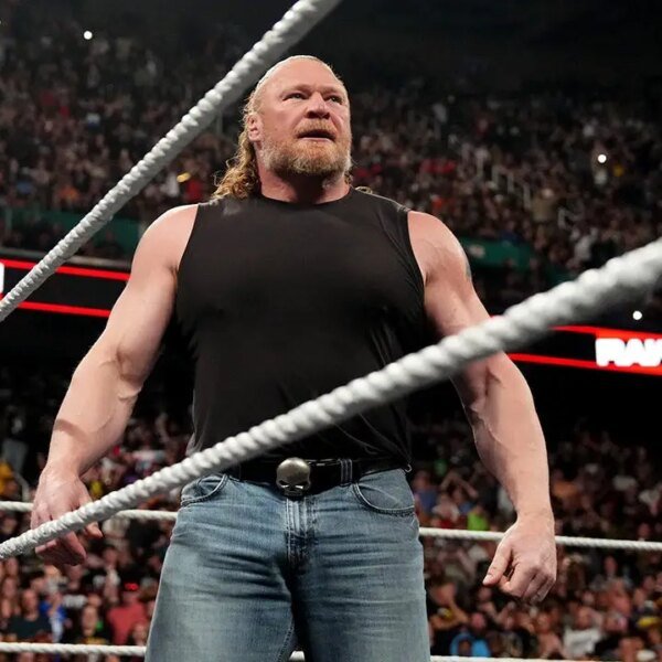 Brock Lesnar returns to WWE Raw one month after obvious retirement