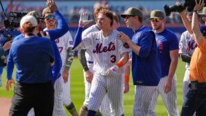 Mets stroll off Yankees in tenth inning to win first Subway Series of 2026