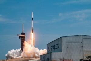 SpaceX awarded $6.45B in Space Force contracts forward of IPO