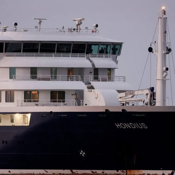 Tenerife begins evacuating cruise ship passengers in Hantavirus outbreak