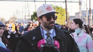 Influencer Hasan Piker defends Singham-funded community at ICE protest