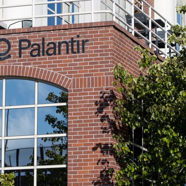 Palantir Has What Many AI Darlings Don’t: Rapid FCF Growth And Minimal&hellip;