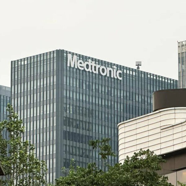 Medtronic's Fair Value Falls Between Caution And Optimism