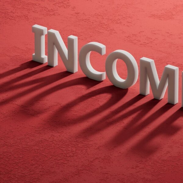 Golub Capital: Weaker Financials But Continue To Hold (NASDAQ:GBDC)