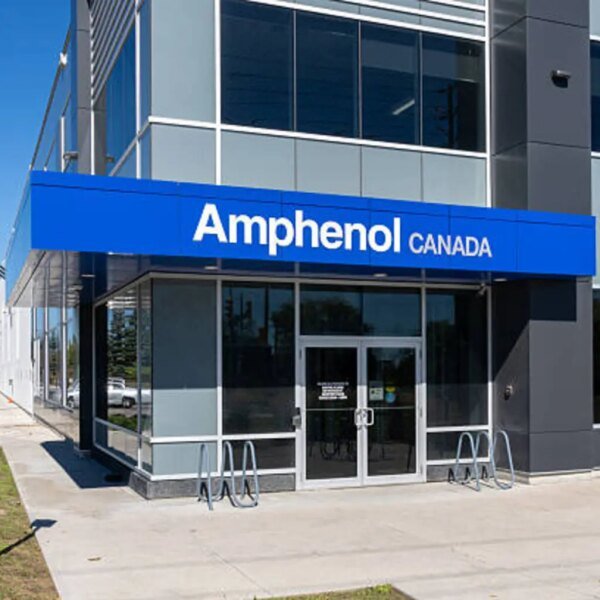 Amphenol: Still On Fire, Starting To Look More Compelling (NYSE:APH)