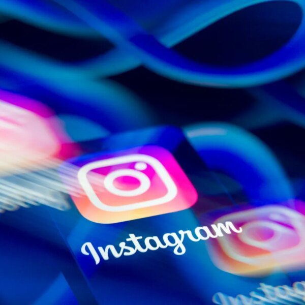 How to show of Instagram’s new Instants function and retract pictures you…