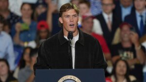 Emmanuel Acho says it was ‘fairly silly’ for Jaxson Dart to introduce President Trump