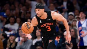 Knicks take commanding 2-0 collection lead over Cavaliers with 109-93 win