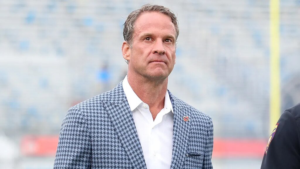Three school soccer storylines to concentrate on INSTEAD of LSU coach Lane Kiffin this offseason