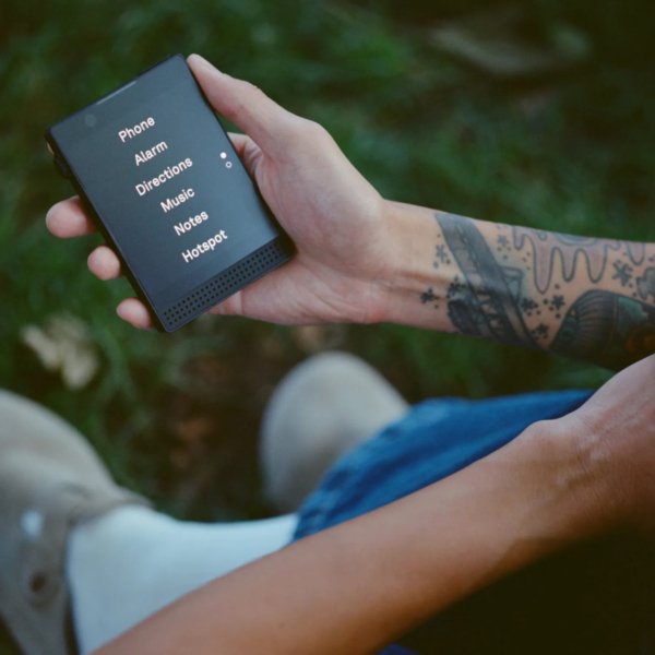 The minimalist Light Phone groups up with Andrew Yang’s Noble Mobile, which…