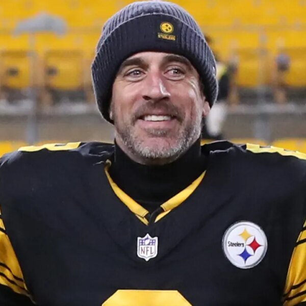Free agent quarterback Aaron Rodgers headed to Pittsburgh for a go to&hellip;