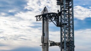 Report: Google and SpaceX in talks to place information facilities into orbit