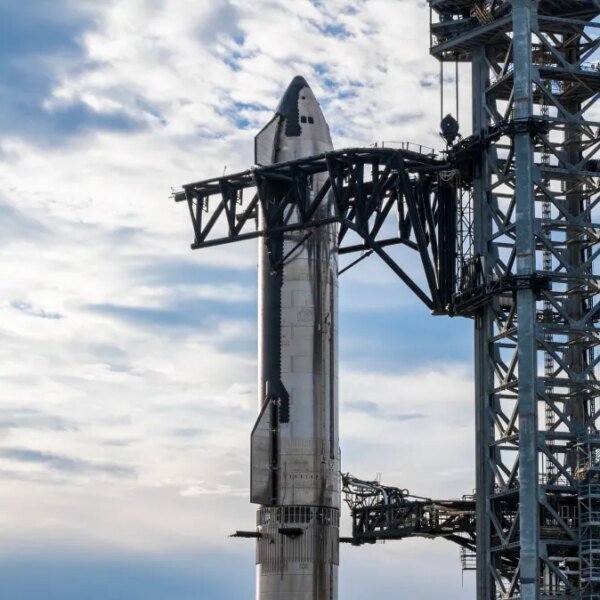 Report: Google and SpaceX in talks to place information facilities into orbit