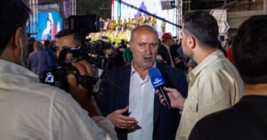 Amid War, Iran’s Soccer Leader Works to Get His Team to the World Cup