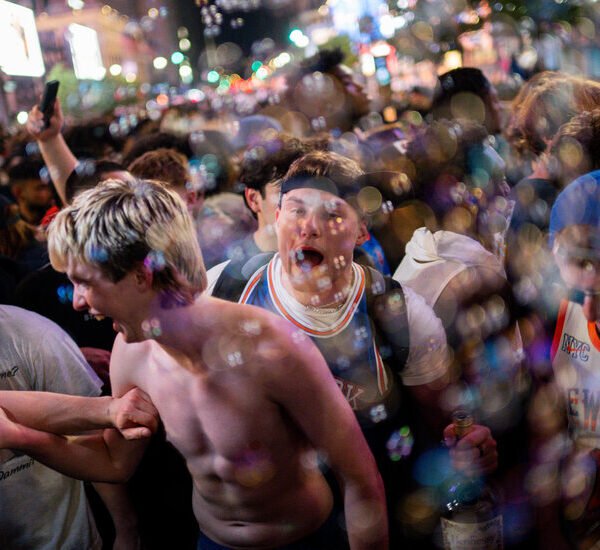17 Arrested, 1 Officer Injured in N.Y.C. Celebrations of Knicks’ Game 2…