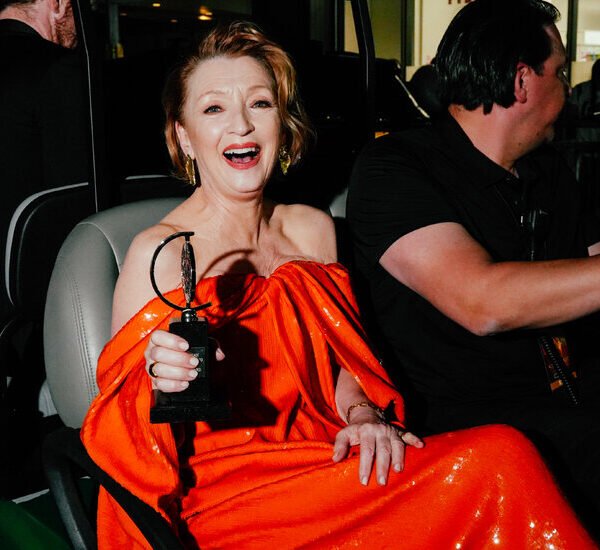 Our Favorite Photos From the Tony Awards