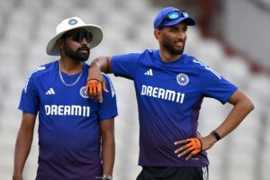 Prasidh Krishna vs Mohammed Siraj