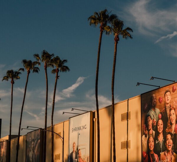 Justice Dept. Clears Way for Paramount-Warner Bros. Merger