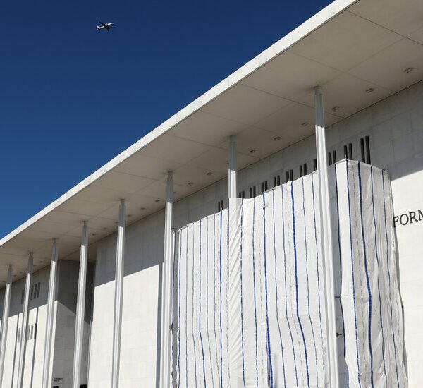 At the Kennedy Center, a Name Change Shrouded in Uncertainty