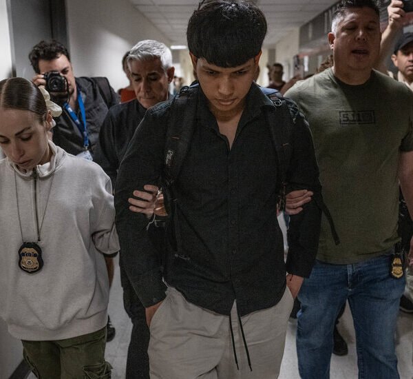 Federal Judge Bars ICE From Making Arrests in Immigration Courts