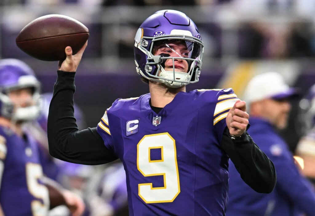 “Dude’s a cancer,” “Spoiled brat”: NFL followers rip “entitled” J.J. McCarthy for reportedly “distancing” himself from crew at Vikings apply