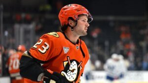 Ducks commerce Mason McTavish to Blues for two first-rounders