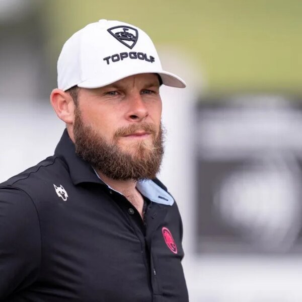 Late surge permits Tyrrell Hatton to grab lead at LIV Golf Andalucia