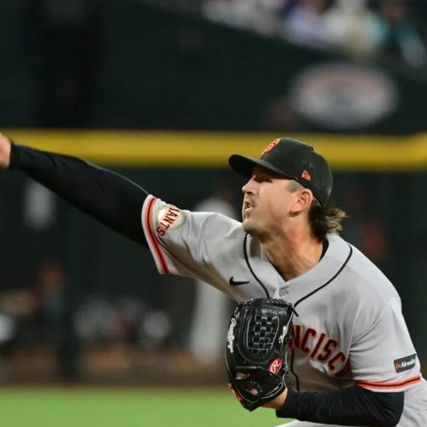 Riding wave of stellar beginning pitching, Giants go to struggling D-backs
