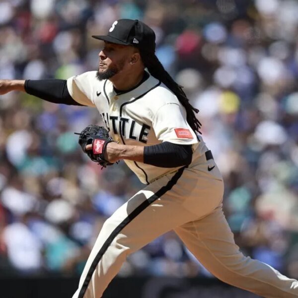 Mets, Mariners every surging getting into collection in Seattle