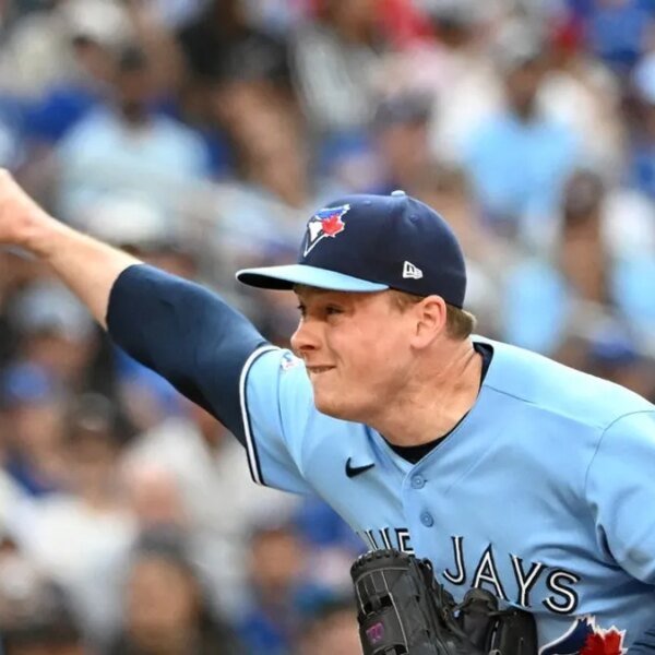 Blue Jays return to work, a bit rested for visiting Astros