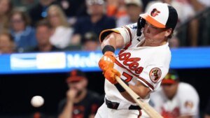 After halting skid, Orioles search break up of sequence vs. Mariners