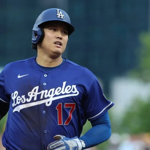 Dodgers supervisor: Concern over Shohei Ohtani’s knee ‘not excessive’