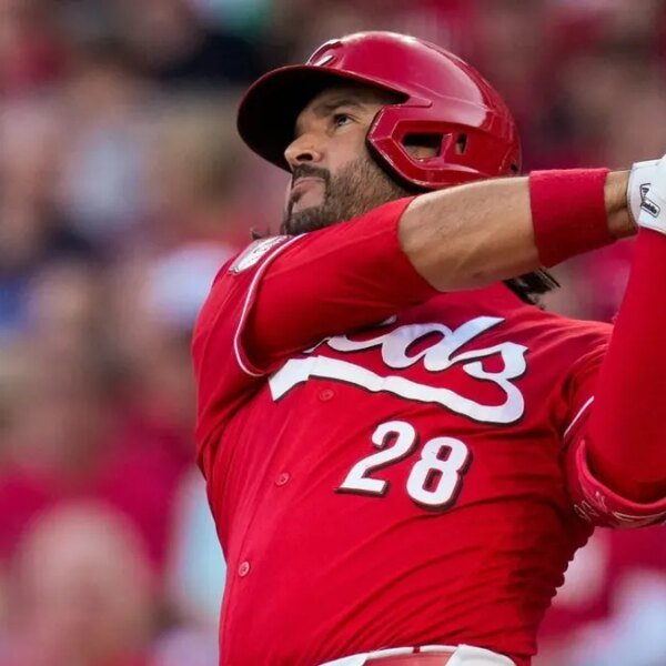After erupting for 12 runs, Reds hope bats keep sizzling towards Mets