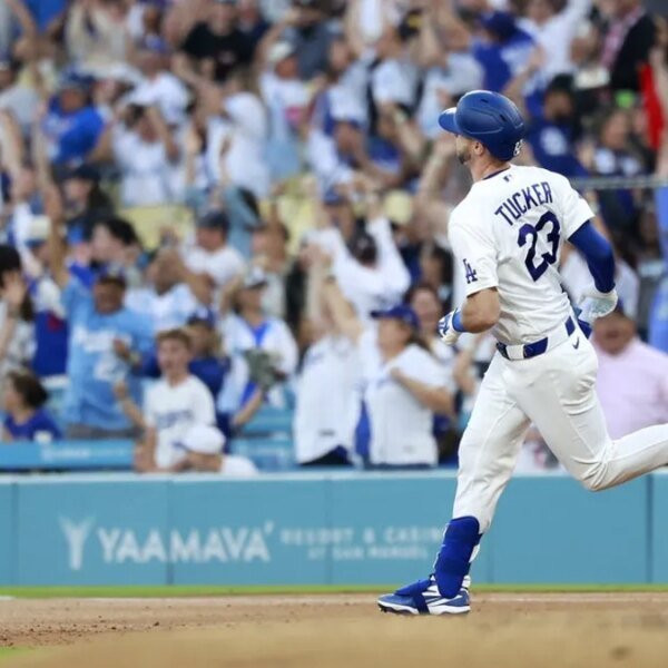 Miguel Rojas’ pinch-hit blast caps Dodgers’ comeback in opposition to Rays