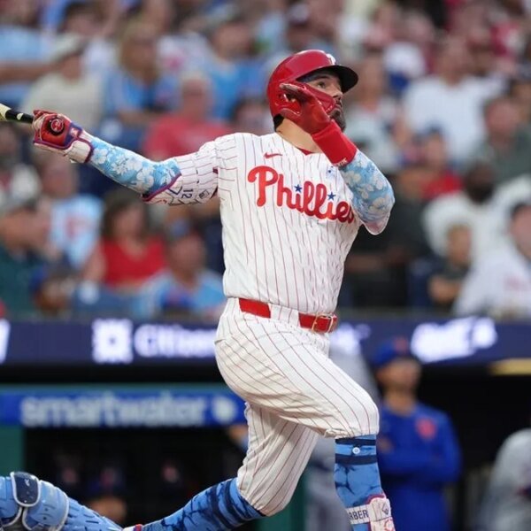 Phillies batter Mets behind Kyle Schwarber, Bryce Harper