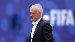 Didier Deschamps rejoining France after attending mom’s funeral