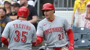 Eugenio Suarez rescues Reds in opposition to Pirates with 3-run shot