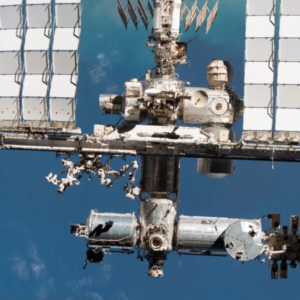 NASA briefly sheltered house station astronauts in SpaceX’s Dragon as a result…
