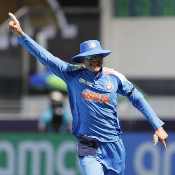 Shubman Gill pulls off beautiful one-handed catch at slip to dismiss Allah&hellip;