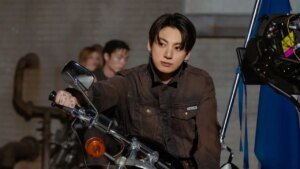 “Absolute insanity”- Fans categorical concern as non-public messages of alleged stalker lurking outdoors BTS’ Jungkook’s home get revealed