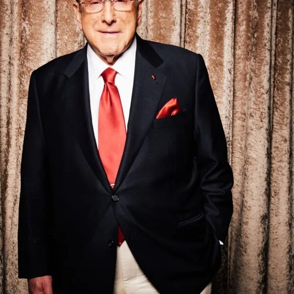 Sony business starmaker Clive Davis, who introduced up Janis Joplin and Whitney…