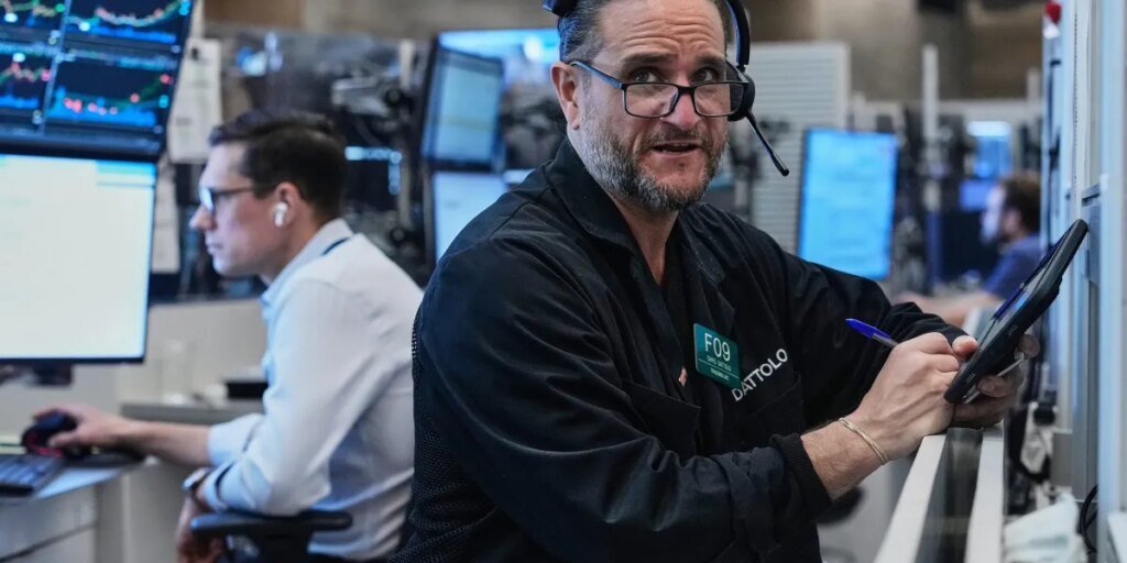 Mystery NASDAQ selloff provides rigidity right into a make-or-break week for the AI commerce