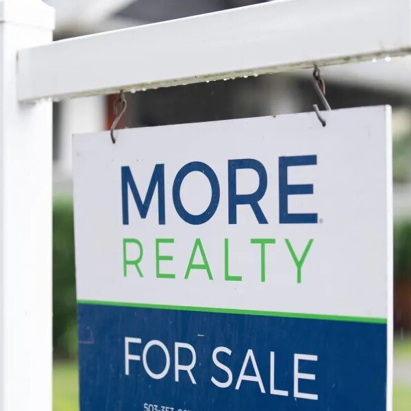 Mortgage price rises to six.52% from 6.48%, close to yearlong excessive