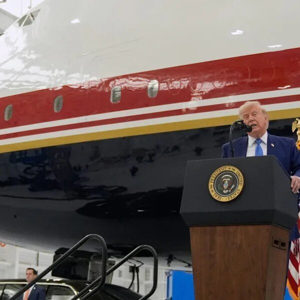 Trump unveils new Air Force One, a present from Qatar, and admits&hellip;