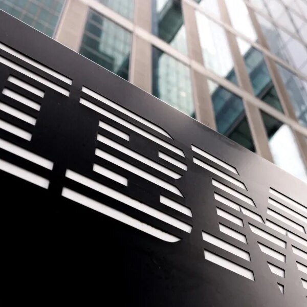IBM, AT&T accused by whistleblower of masking up overseas hacks