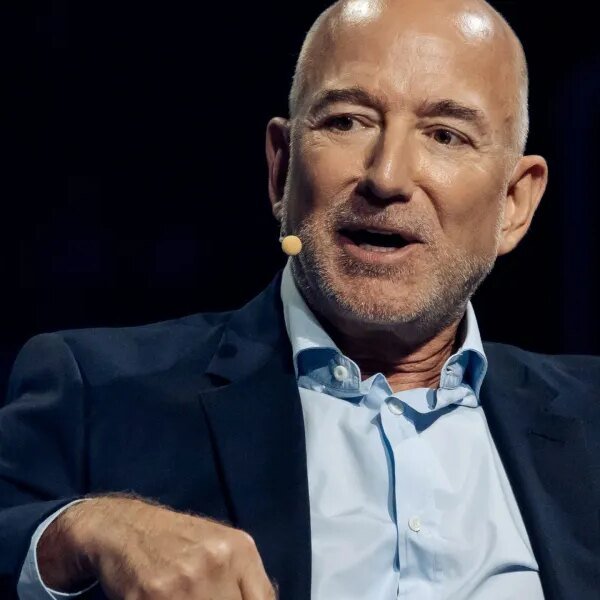 Jeff Bezos commits himself to make ‘three good choices a day’
