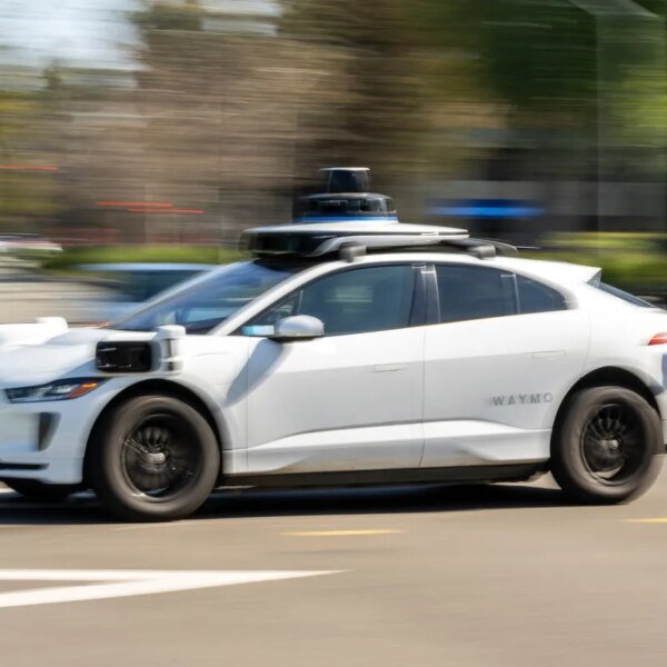 A burglar used a Waymo to steal yoga garments in San Francisco&hellip;