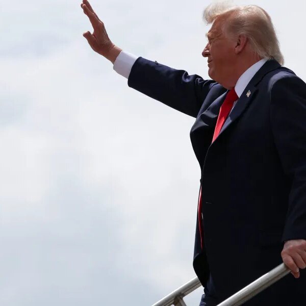 U.S. and Iran seem removed from peace deal 100 days since warfare…