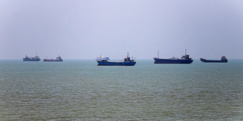Iran floats ‘insurance fees’ and asserts management over Hormuz